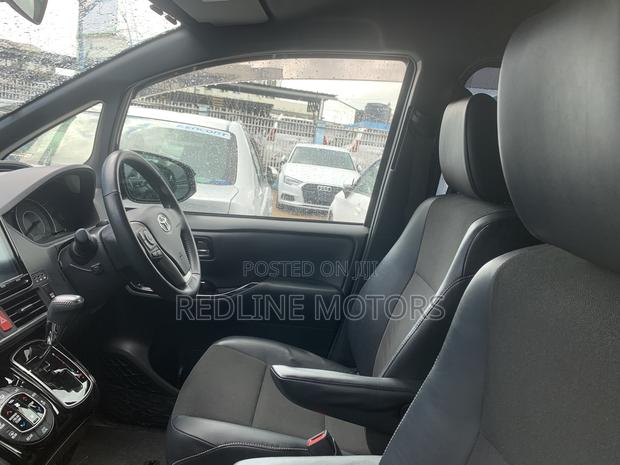 Toyota Noah 2.0 AWD (7 Seater) 2018 Black