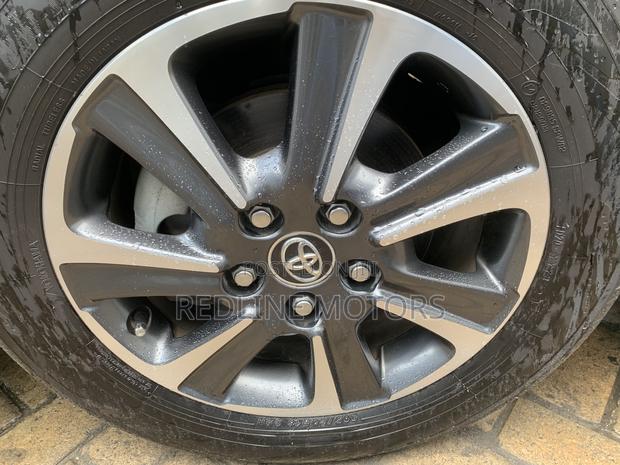 Toyota Noah 2.0 AWD (7 Seater) 2018 Black