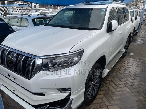 Toyota Land Cruiser Prado 2.8 2018 White