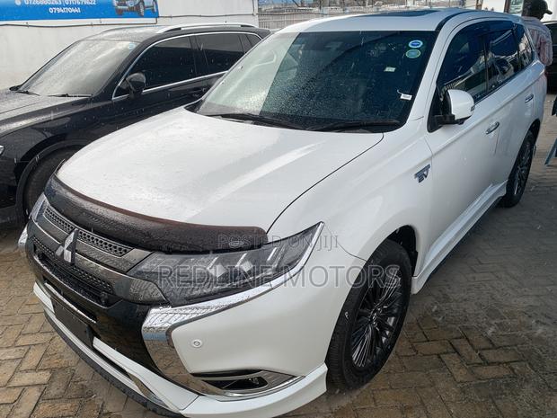 Mitsubishi Outlander 2.0 PHEV AWD 2018 White