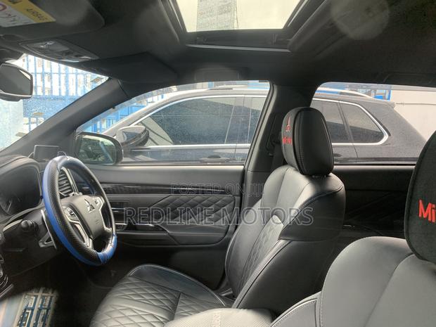 Mitsubishi Outlander 2.0 PHEV AWD 2018 White