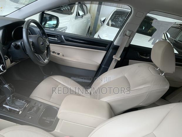 Subaru Outback 2.5i AWD 2018 Ivory