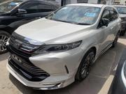 Toyota Harrier 2.0 4WD 2018 Off white for sale