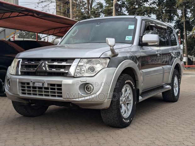 Mitsubishi Pajero V80 3.2 DI-D 2014 Silver
