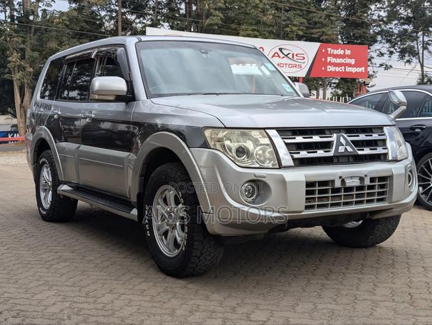 Mitsubishi Pajero V80 3.2 DI-D 2014 Silver