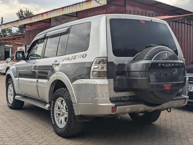 Mitsubishi Pajero V80 3.2 DI-D 2014 Silver