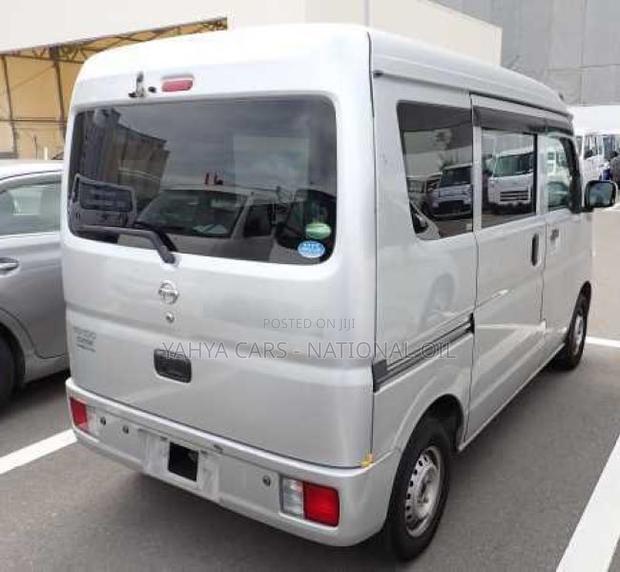 Nissan NV100 Clipper 2018 Silver