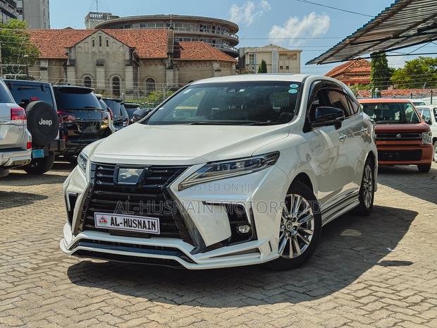 Toyota Harrier 2.0 Turbo 2018 Pearl