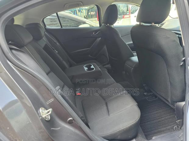 Mazda Axela 2018 Gray