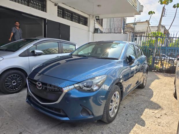 Mazda Demio 2018 Blue
