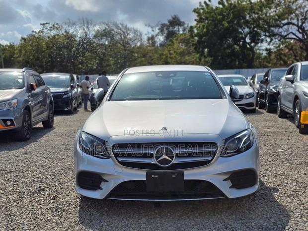 Mercedes-Benz E250 2018 Silver