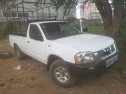 Nissan Pick-Up 2010 White for sale