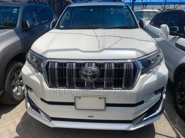Toyota Land Cruiser Prado 2.8 2018 Off white