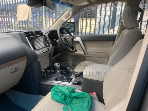 Toyota Land Cruiser Prado 2.7 2018 Gray