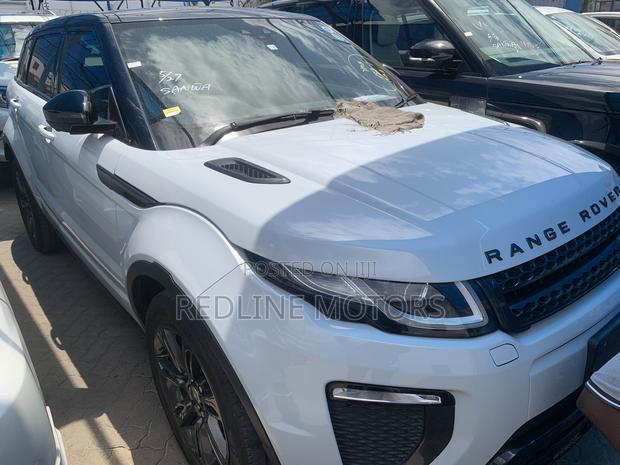 Land Rover Range Rover Evoque SE 4x4 5-Door 2018 White