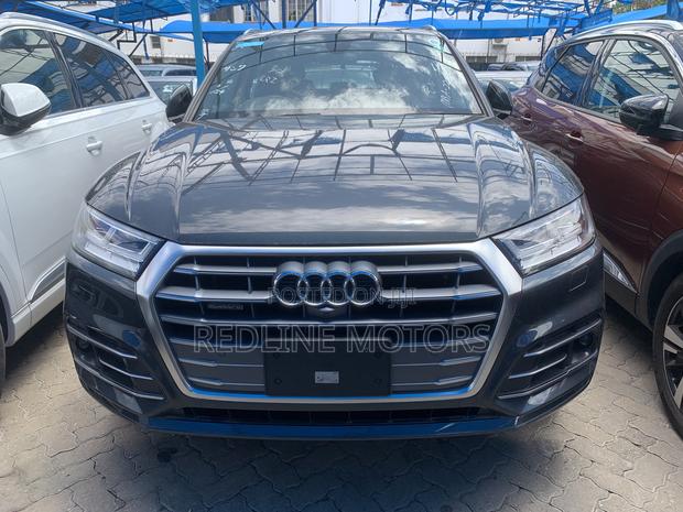 Audi Q5 2.0T Premium AWD quattro 2018 Gray