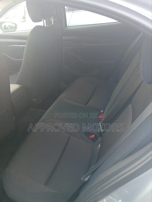 Mazda 3 2019 Silver