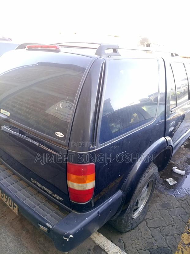 Toyota Hilux 2006 Gray