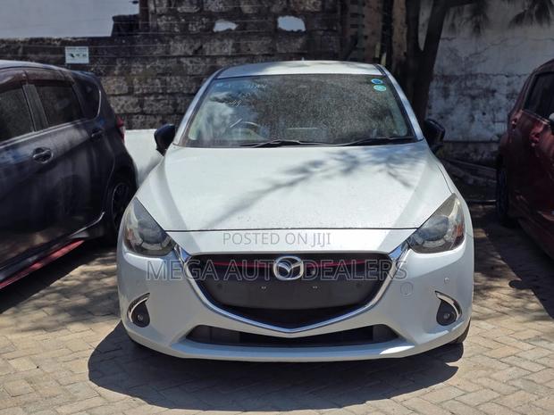 Mazda Demio 2018