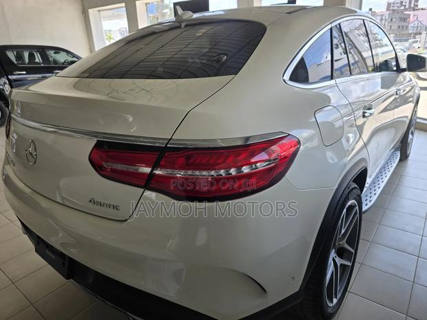 Mercedes-Benz GLE-Class 2020 White