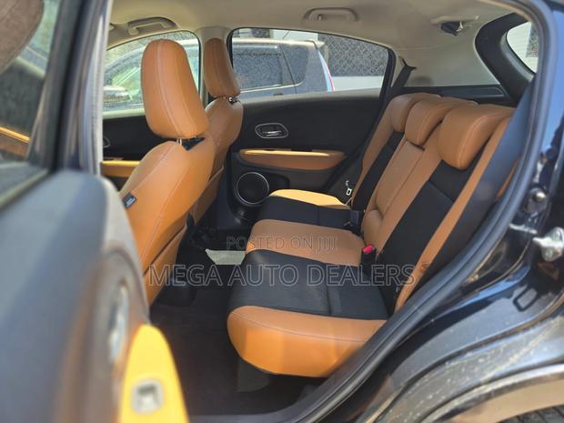 Honda Vezel 2018 Black