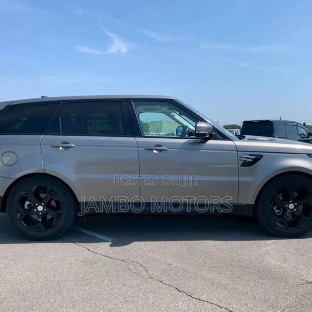 Land Rover Range Rover Sport HSE 2019 Gray