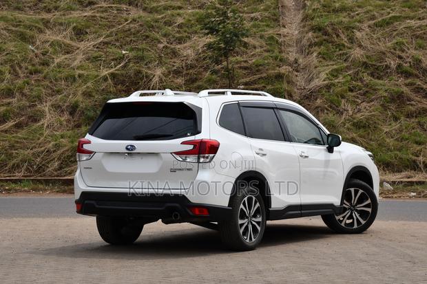 Subaru Forester 2018 White