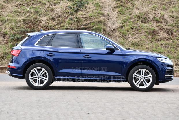 Audi Q5 2018 Blue