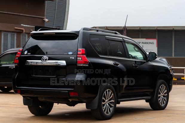 Toyota Land Cruiser Prado 2.7 2018 Black