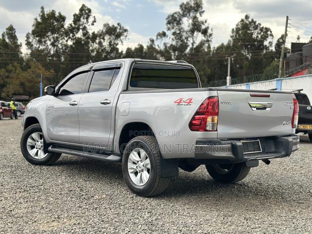Toyota Hilux Revo Double Cab Deisel 2.8 AWD 2019 Silver