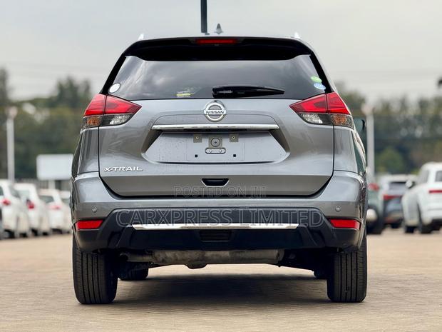 Nissan X-Trail 2018 Gray