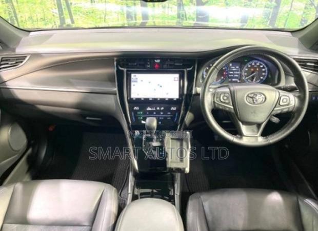Toyota Harrier 2019 Black