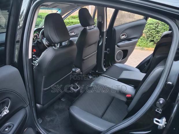Honda Vezel 1.5 Hybrid 2WD 2018 Matt Black