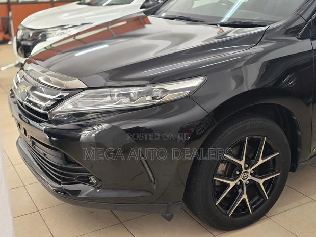 Toyota Harrier 2018 Black
