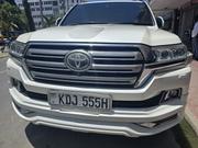 Toyota Land Cruiser 2016 White for sale