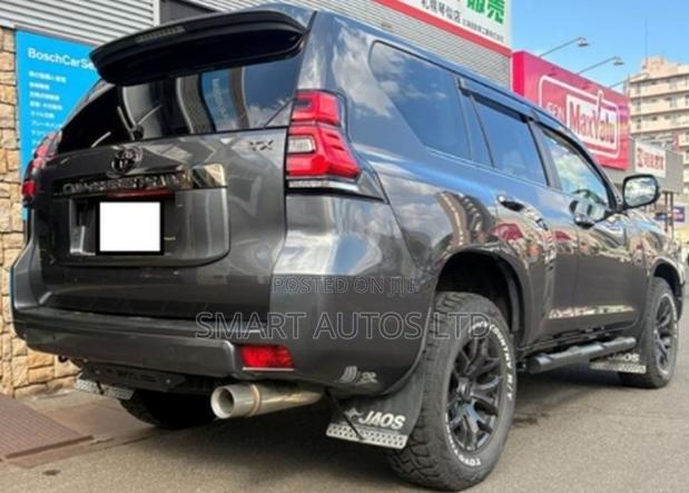 Toyota Land Cruiser Prado 2.8 2019 Gray