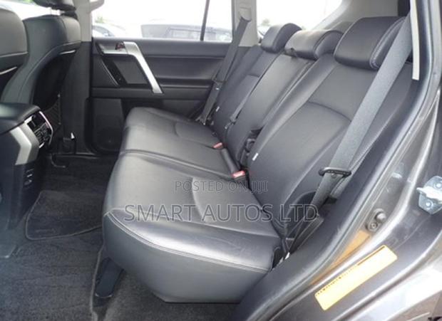 Toyota Land Cruiser Prado 2.8 2019 Gray
