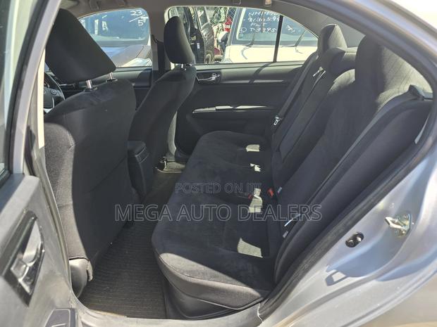 Toyota Axio 2018 Silver
