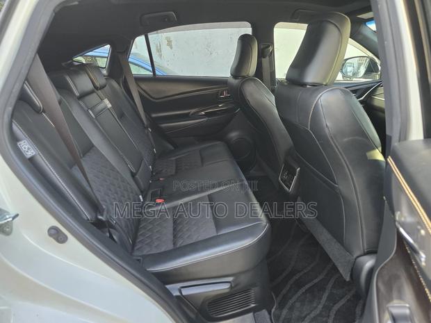 Toyota Harrier 2018 White