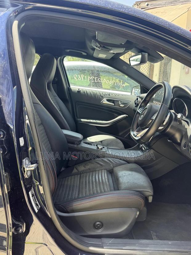 Mercedes-Benz A-Class 2019 Blue