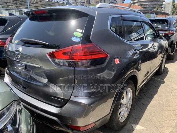 Nissan X-Trail 2.0 Hybrid FWD 2018 Gray
