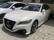 Toyota Crown 2018 Pearl for sale