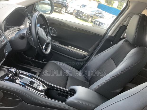 Honda Vezel 1.5 Hybrid 2WD 2018 White