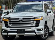 Toyota Land Cruiser 2023 White for sale