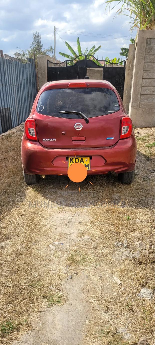 Nissan March 1.2 FWD 2013 Red