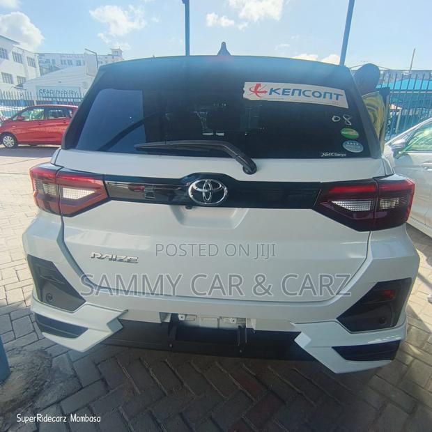 Toyota Raize 1.0 AWD 2019 White