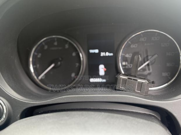 Mitsubishi Outlander ES AWC 2018 Gray