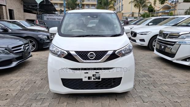 Nissan Dayz 2019 White