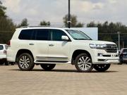 Toyota Land Cruiser 4.6 V8 ZX 2018 White for sale