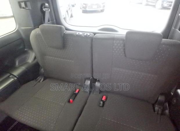 Toyota Noah 1.8 FWD Hybrid (7 seater) 2018 Silver